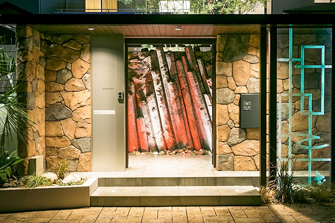 モルタル造形 ライトアップによる演出も